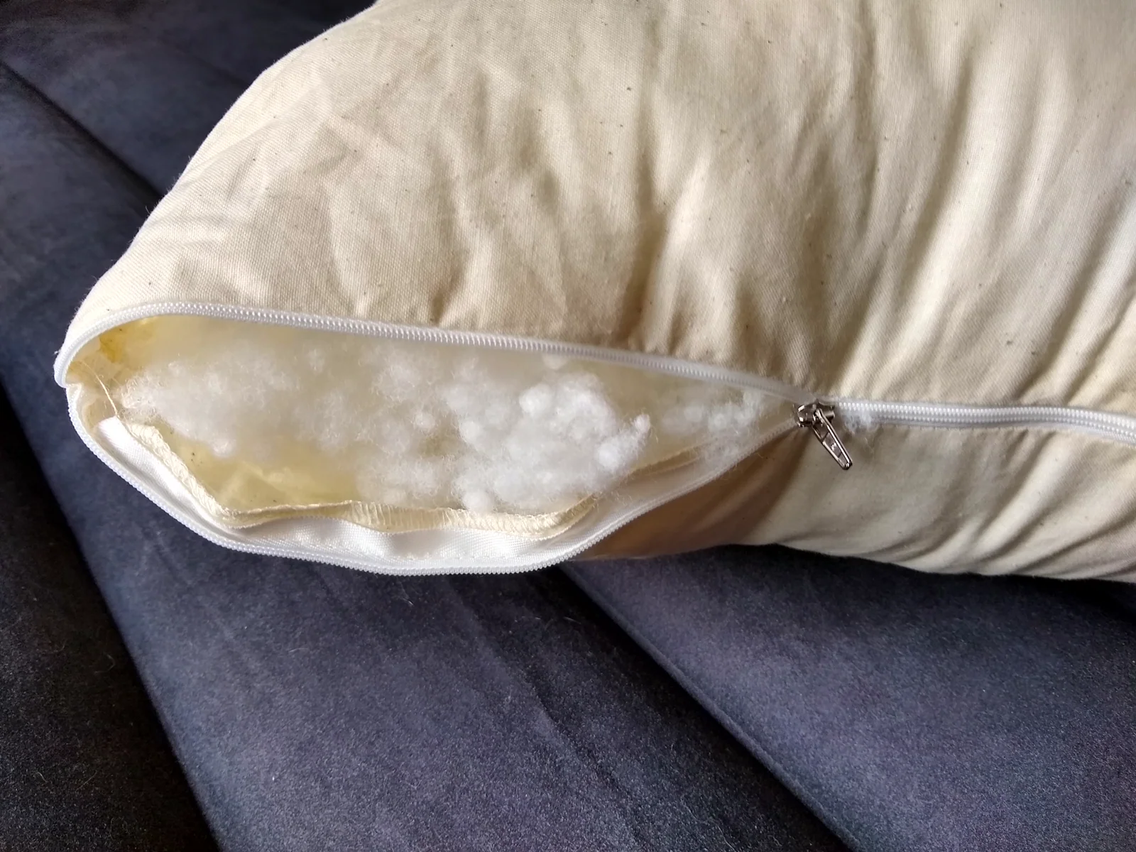 Fabric pillow for dakimakura - Image 5