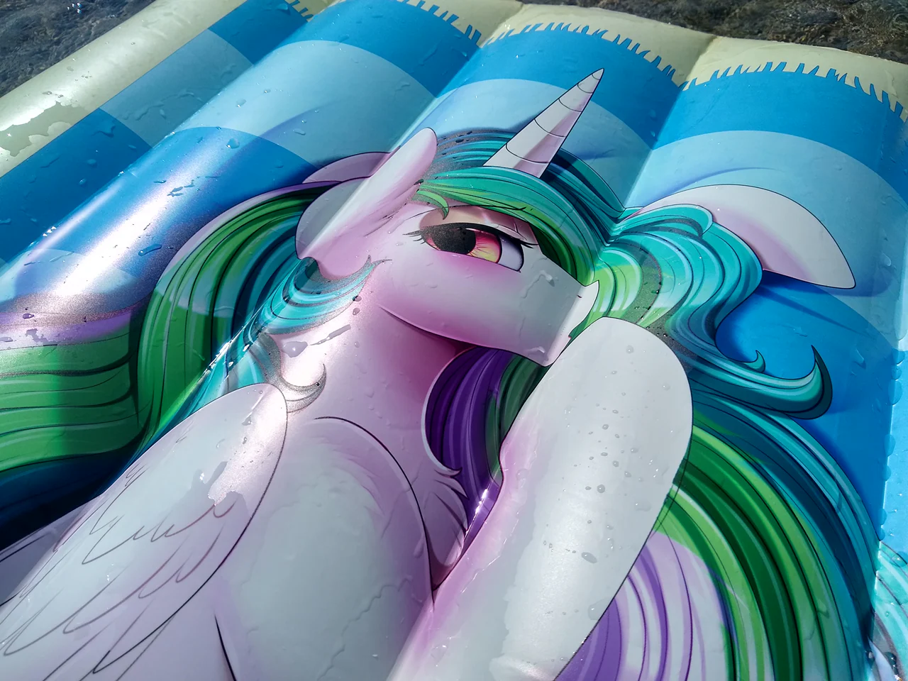 Inflatable airbed & playmat - Celestia by Pridark - Image 4