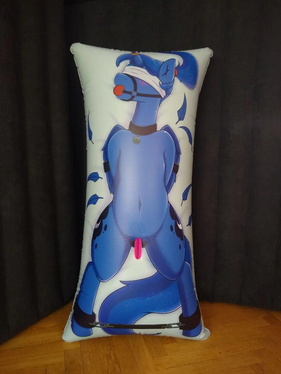 Luna by Banbanji - Inflatable body pillow - Image 4
