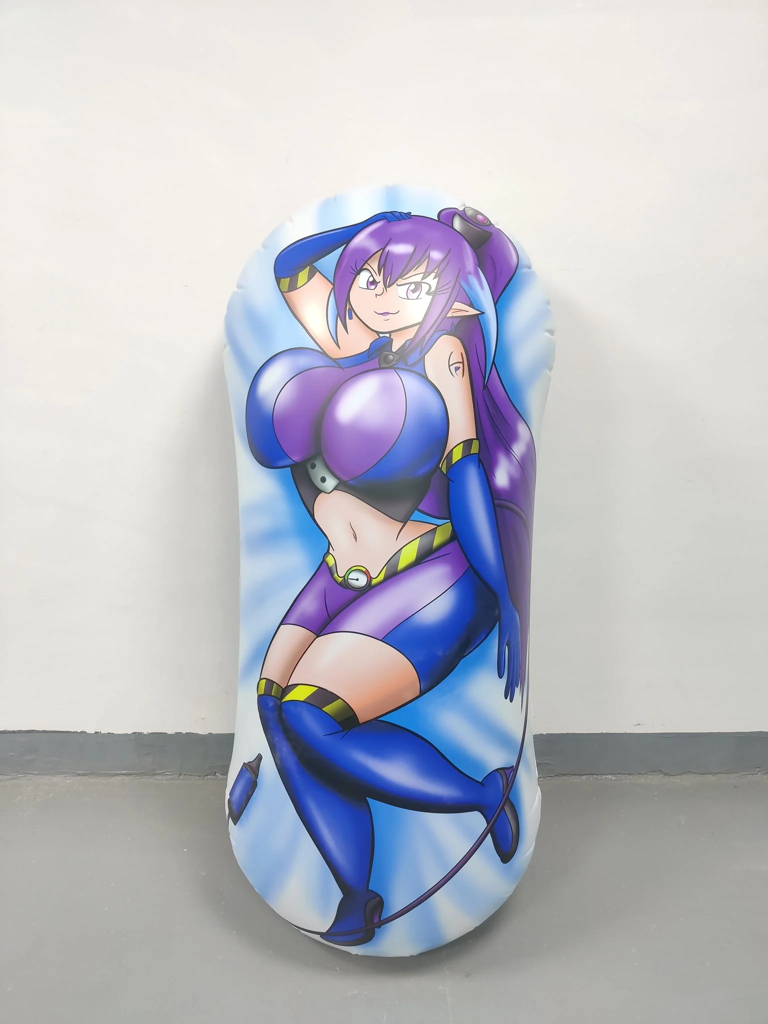 Povi by Thiridian - Inflatable body pillow - Image 2