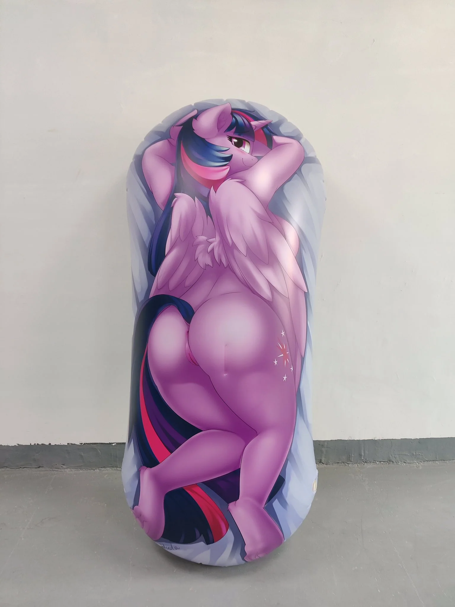 Twilight Sparkle by iloota - Inflatable body pillow - Image 4